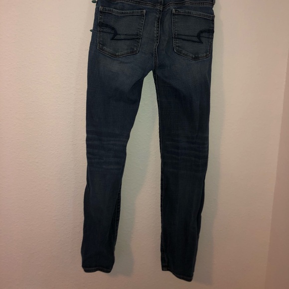 American Eagle Super Stretch Skinny Jean - Size 2 - Picture 2 of 3